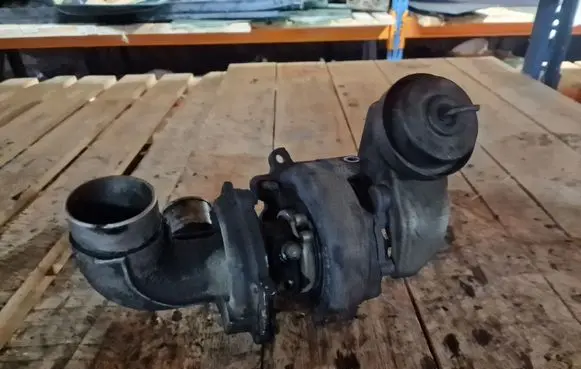 Toyota Avensis T250 Turbo