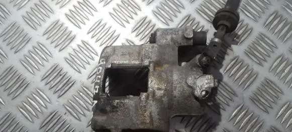 Fiat 500 Front brake caliper