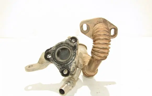 Mercedes-Benz A W176 EGR valve cooler 147357324R