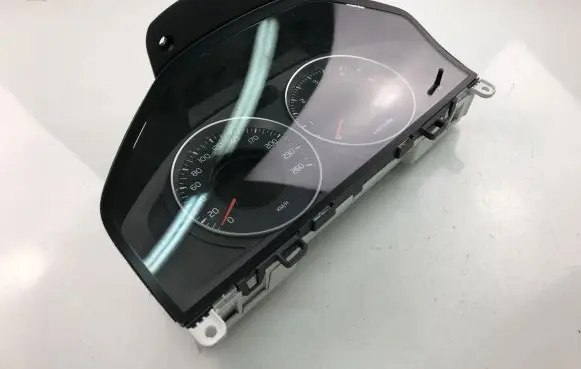 Volvo V60 Speedometer (instrument cluster) 31327581AA