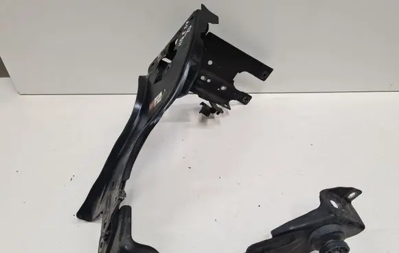 Mercedes-Benz E W211 Headlight/headlamp mounting bracket A2116260630