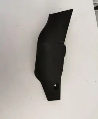 Nissan Leaf II (ZE1) Other interior part 689205SJ0B
