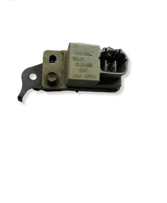Toyota Avensis T250 Light washer relay 8594205040