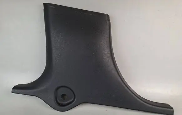 (B) pillar trim (bottom)