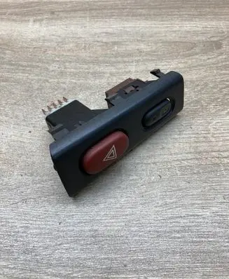 Renault Laguna I Hazard light switch 7700822866
