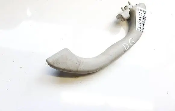Volkswagen PASSAT B5 Rear interior roof grab handle 3b0857608