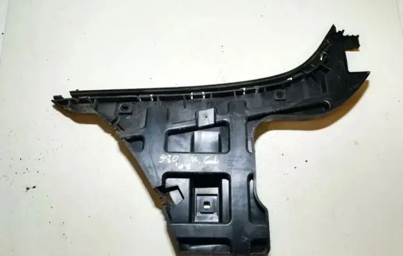 Volvo S80 Rear bumper mounting bracket 30655131