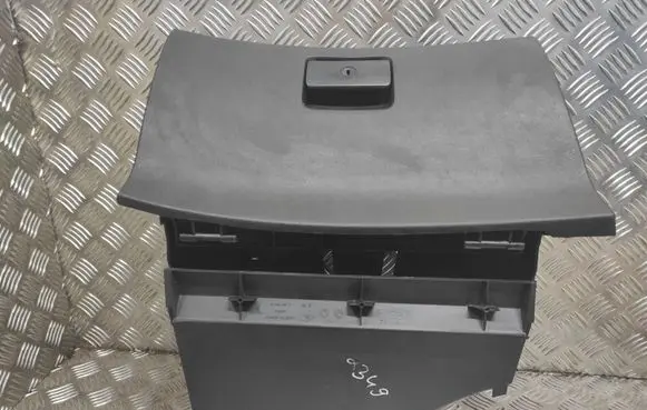 Peugeot 307 Glove box 9634503877