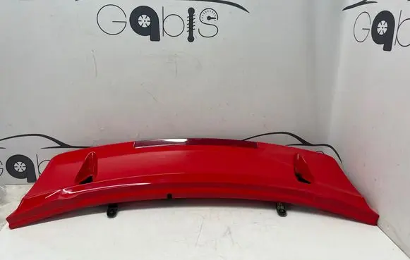 Tailgate/trunk spoiler