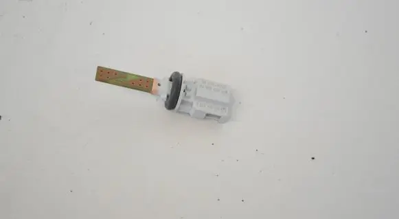 BMW 1 F20 F21 Oil temperature sensor 1K0907543E