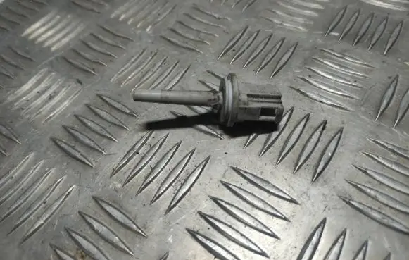 Interior temperature sensor
