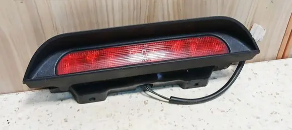 Mitsubishi Space Star Third/center stoplight 0996400