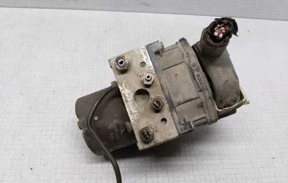 Ford Mondeo Mk III ABS Pump 0265800007 0265222015