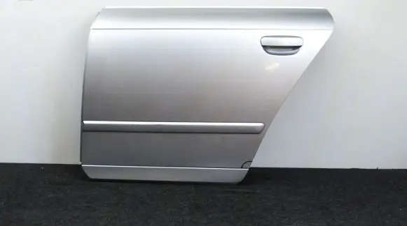 Audi A4 S4 B6 8E 8H Rear door