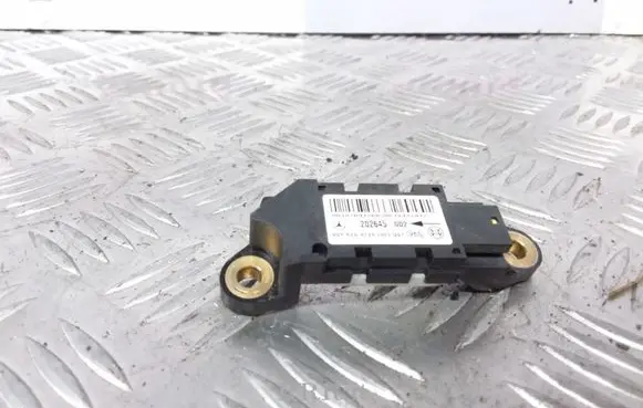 Mercedes-Benz E W211 Airbag deployment crash/impact sensor 202645002 0018209126