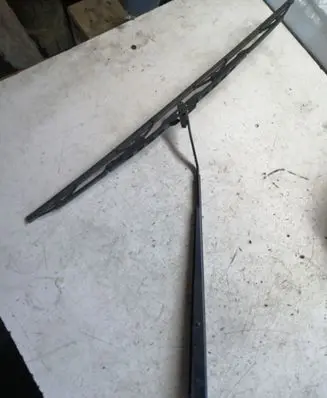 Toyota Corolla Verso AR10 Windshield/front glass wiper blade 