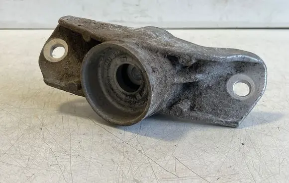 Polestar 2 Front shock absorber mounting bracket 32346749