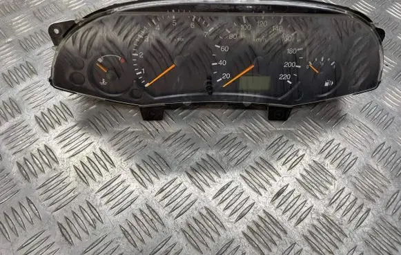 Ford Focus Speedometer (instrument cluster) 98AP10840BC 447U115