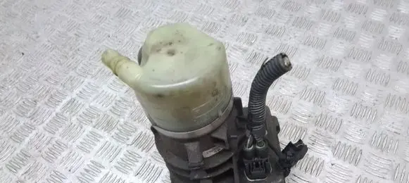 Volvo S60 Power steering pump 31202713