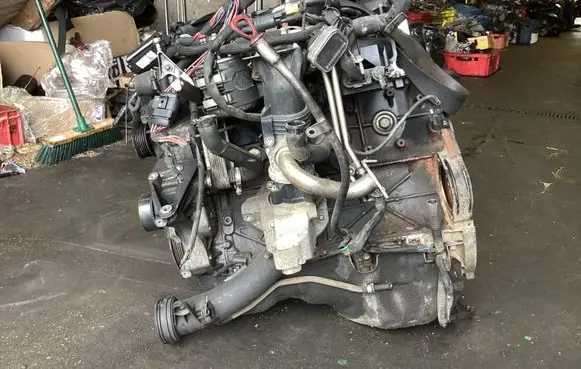 Mercedes-Benz C W204 Engine A646