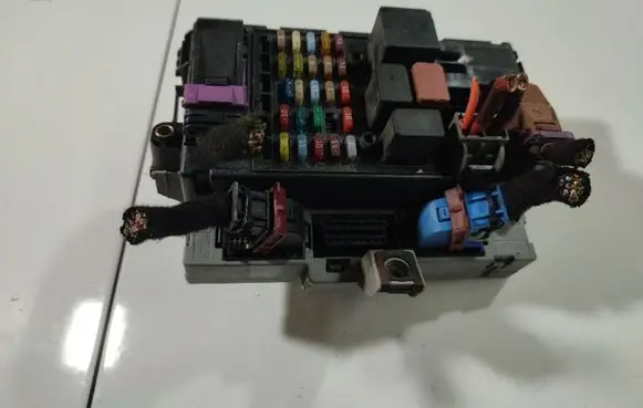 Iveco Daily 30.8 - 9 Fuse box set