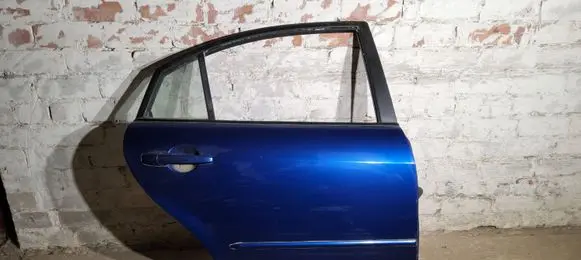 Mazda 6 Rear door