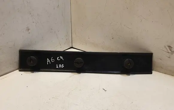 Dashboard glove box trim