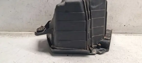 BMW 3 E46 Air filter box 9814922