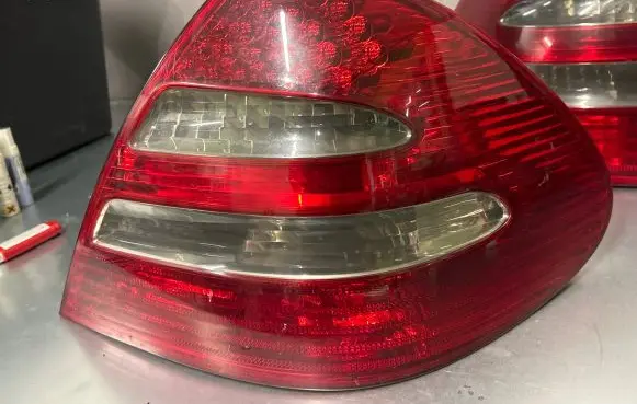 Mercedes-Benz E W211 Rear/tail lights A2118200664 334010 31330452