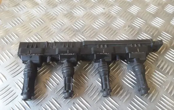 Opel Corsa C High voltage ignition coil 0221503472