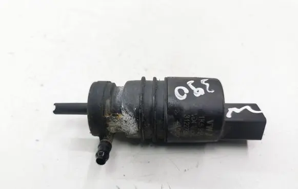 Seat Toledo II (1M) Windscreen/windshield washer pump 1K5955651 3122785