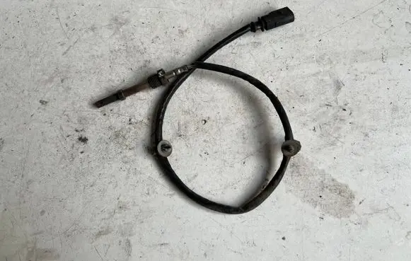 Audi A4 S4 B8 8K Exhaust gas temperature sensor 03L906088BT