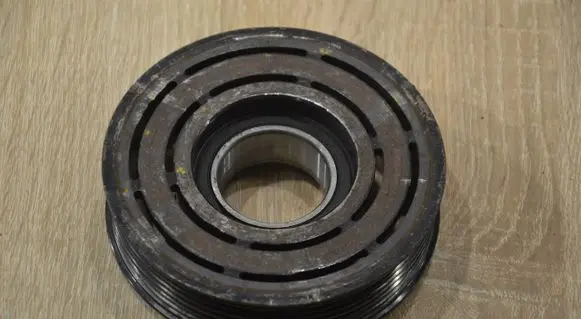 Renault Trafic II (X83) Crankshaft pulley