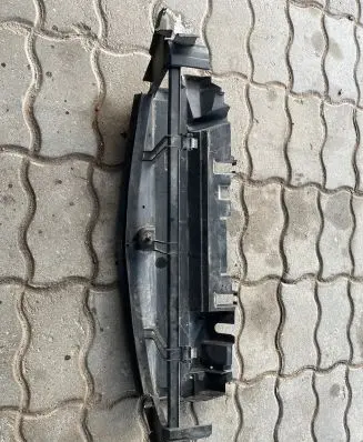 Mercedes-Benz C W204 Bottom radiator support slam panel A2045050430