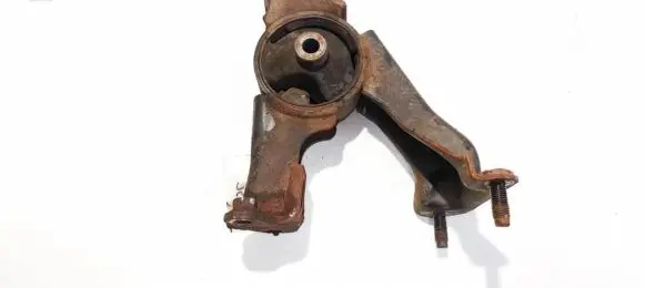 Toyota Avensis T250 Engine mount bracket av72531 av-72531