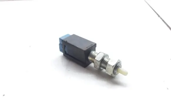Clutch pedal sensor