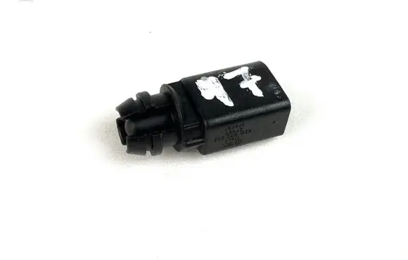 Seat Alhambra (Mk2) Outside/exterior temperature sensor 8z0820535
