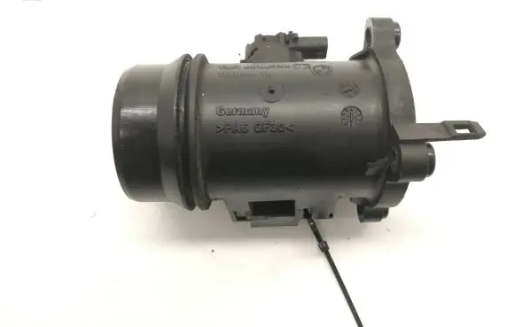 BMW 5 F10 F11 Mass air flow meter 8506359