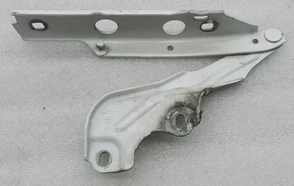 Audi A6 Allroad C7 Engine bonnet/hood hinges 4G8823302E 4G8823302