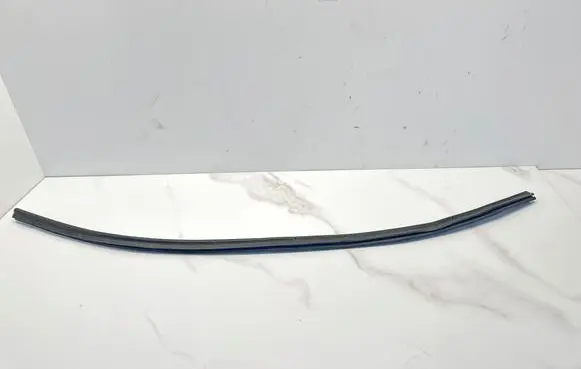 Audi A6 S6 C6 4F Engine compartment rubber 4F0823723