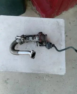 Renault Trafic II (X83) EGR valve cooler 996976t