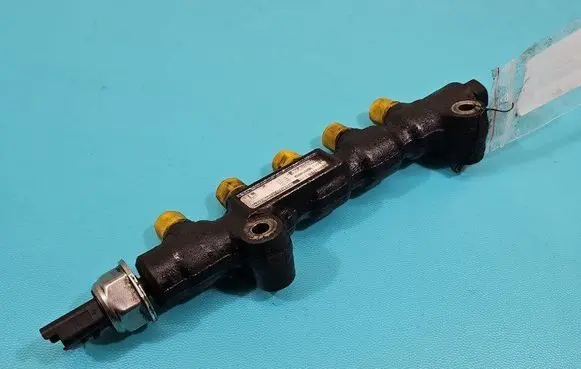 Fuel main line pipe