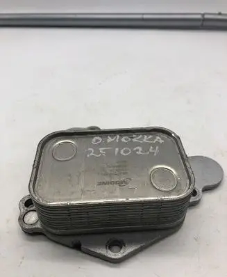 Opel Mokka B Oil filter mounting bracket 9839253380