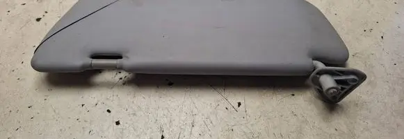 Sun visor