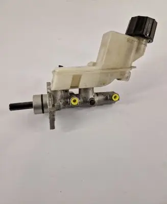 Mazda 6 Master brake cylinder 