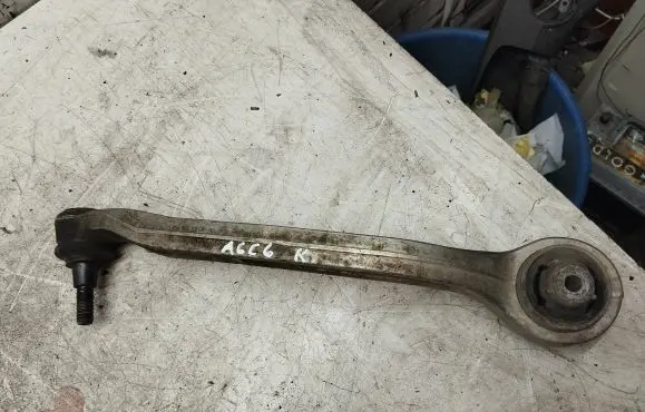 Audi A6 S6 C6 4F Front lower control arm/wishbone 4F0407693G