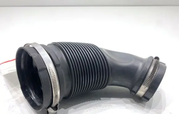 Audi A5 Air intake hose/pipe 04L129661B
