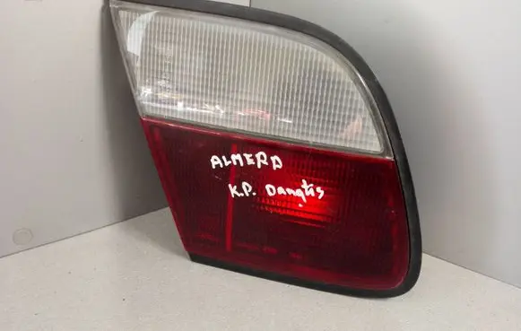 Nissan Almera Tailgate rear/tail lights 4728B