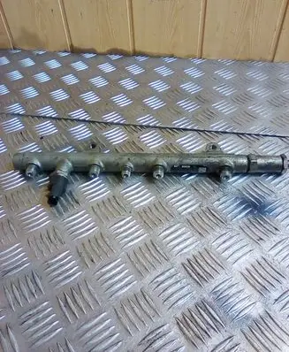 Renault Scenic II - Grand scenic II Fuel main line pipe 8200347176 0445214024