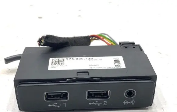 Seat Leon (5F) USB socket connector 575035736